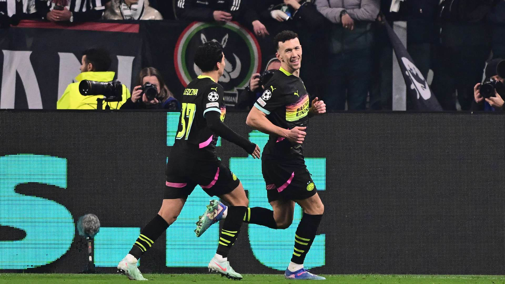 不同球队在 不同球队在